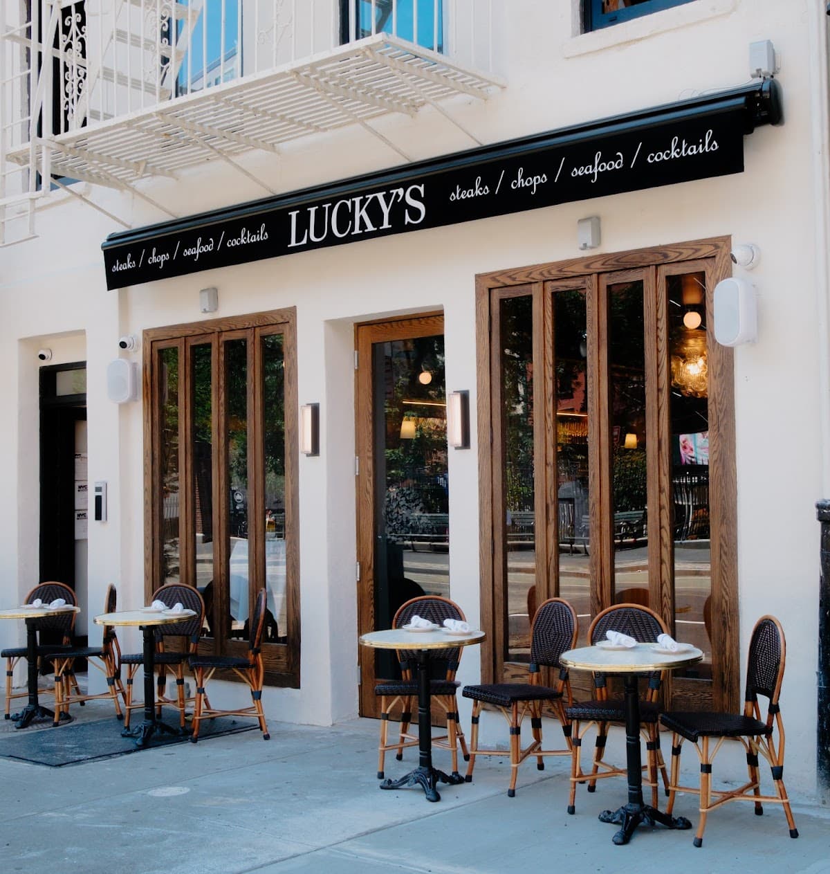 Lucky's SoHo - photo 1