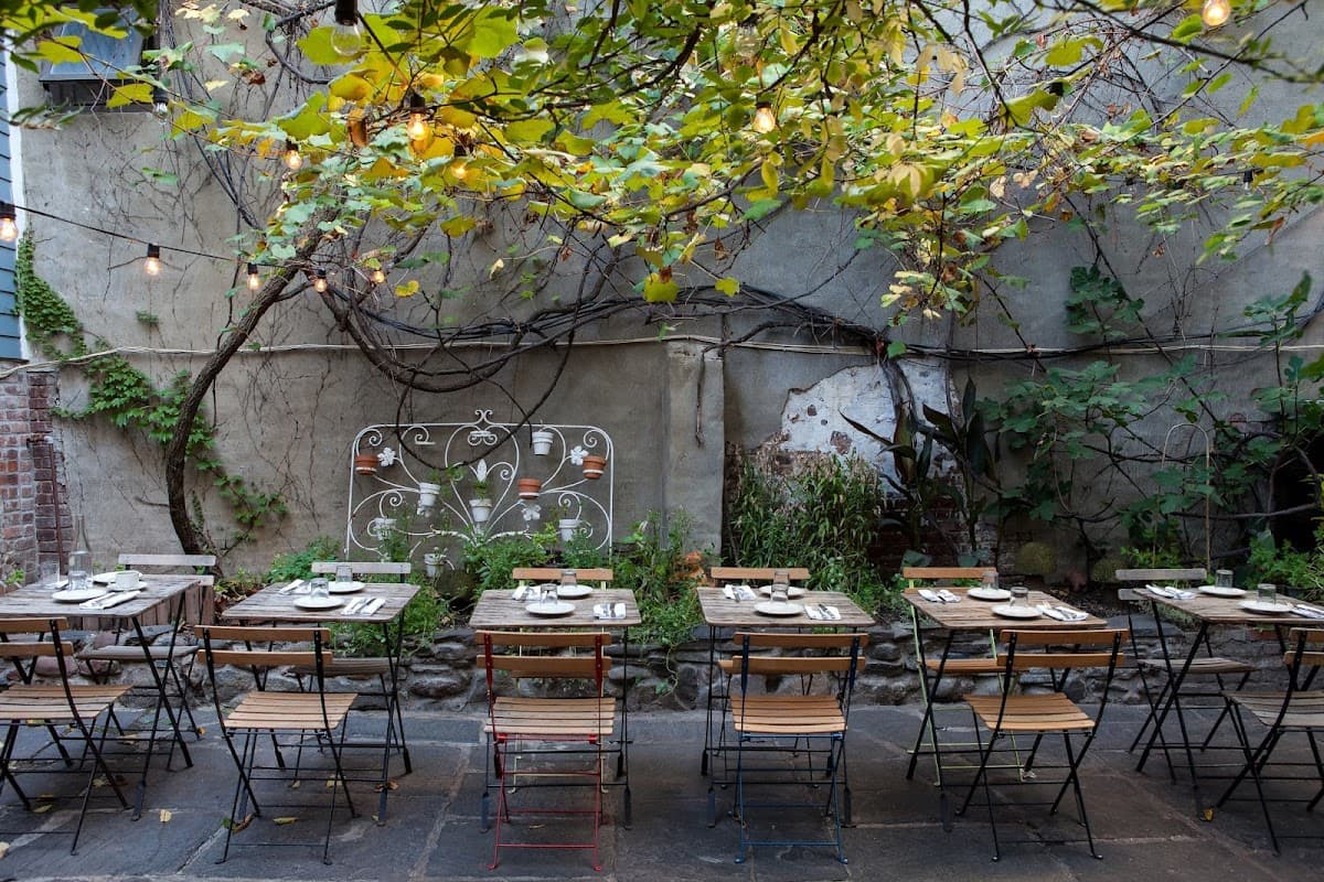 Vinegar Hill House - photo 1